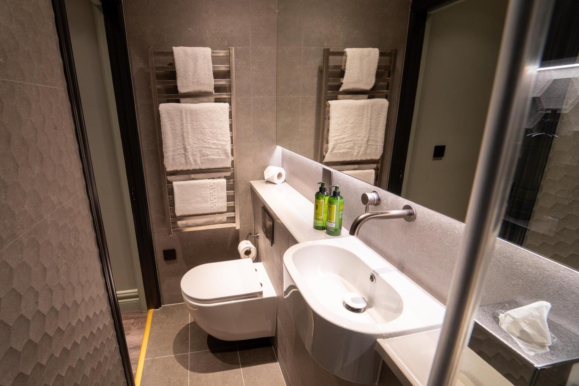 Forty Seven Manchester, Worldhotels Crafted Extérieur photo