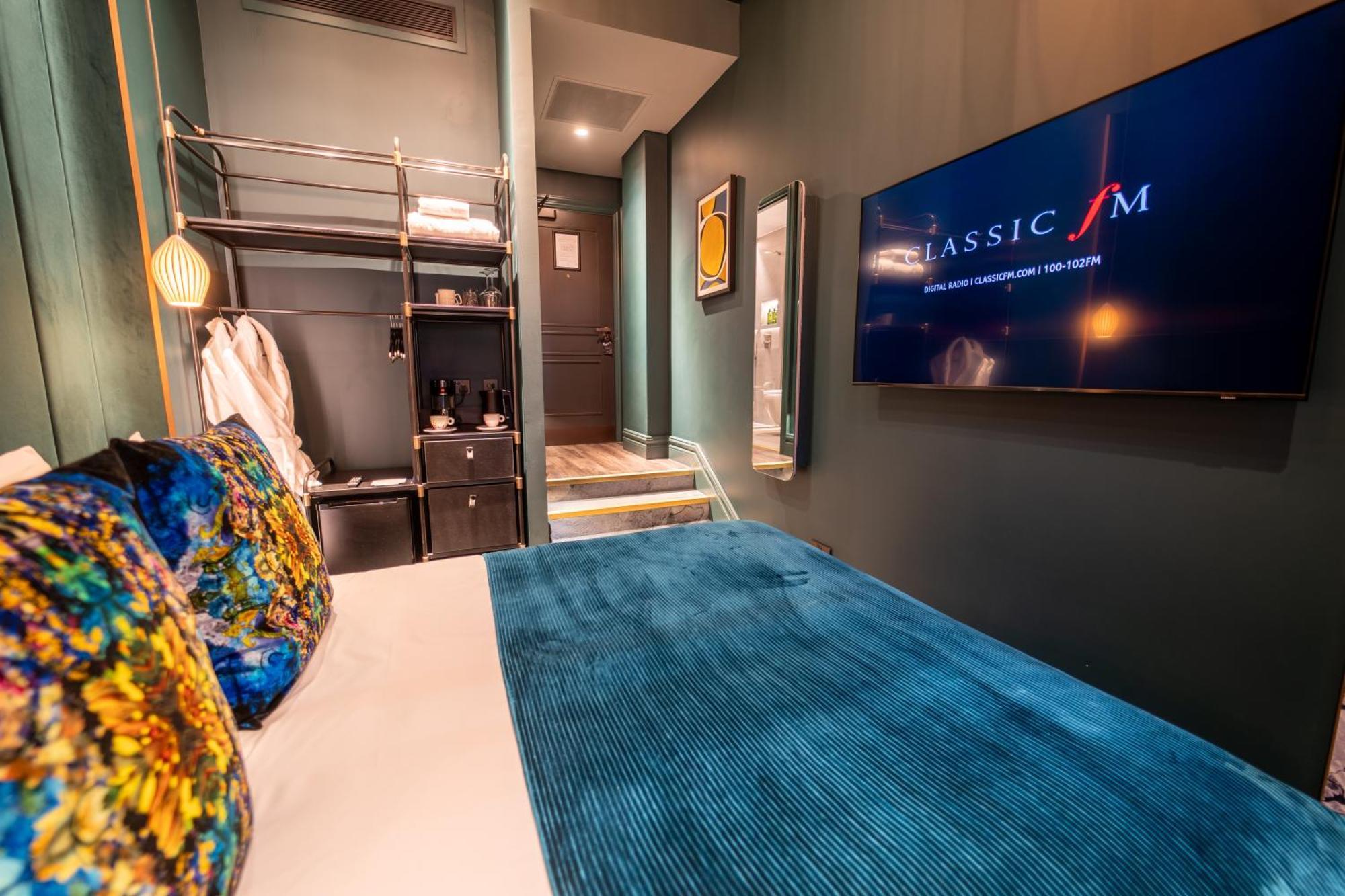Forty Seven Manchester, Worldhotels Crafted Extérieur photo A room at the hotel