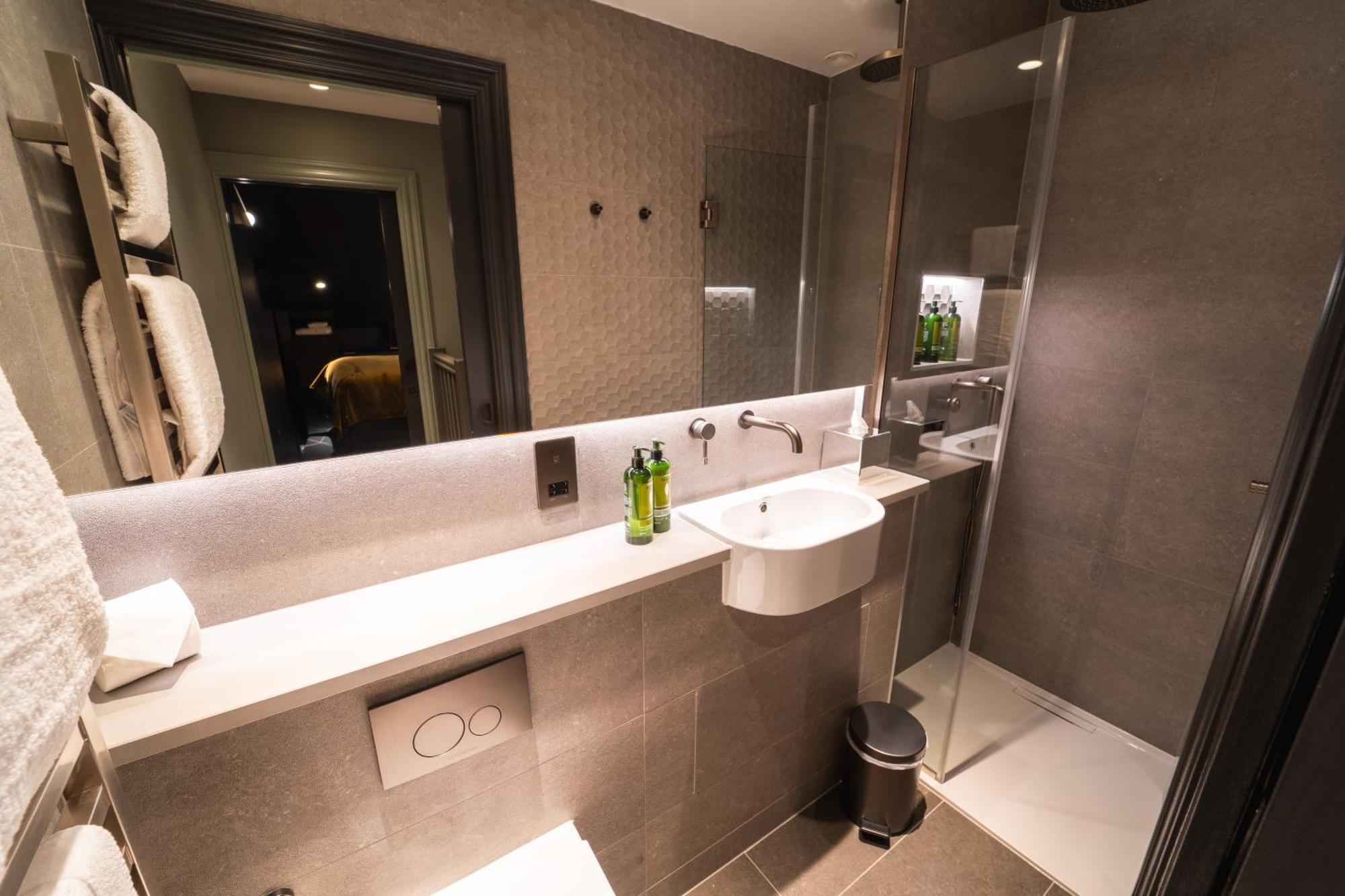 Forty Seven Manchester, Worldhotels Crafted Extérieur photo